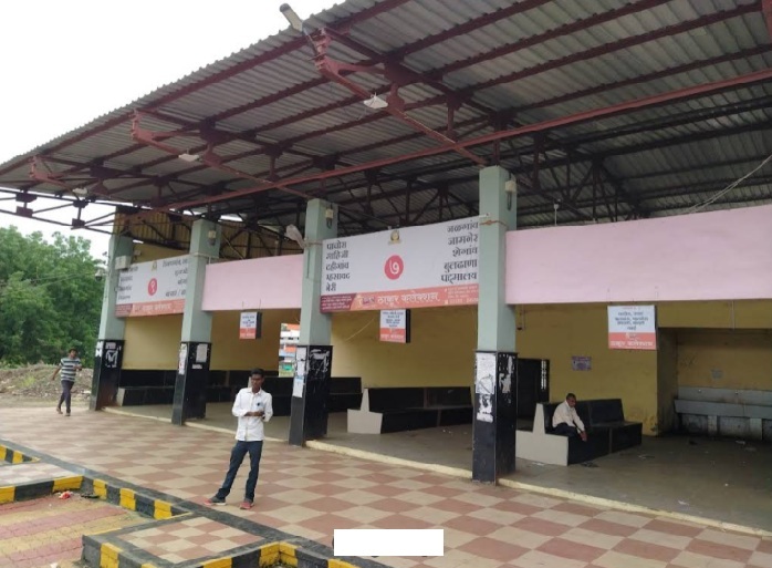 erandol bus stand platform area